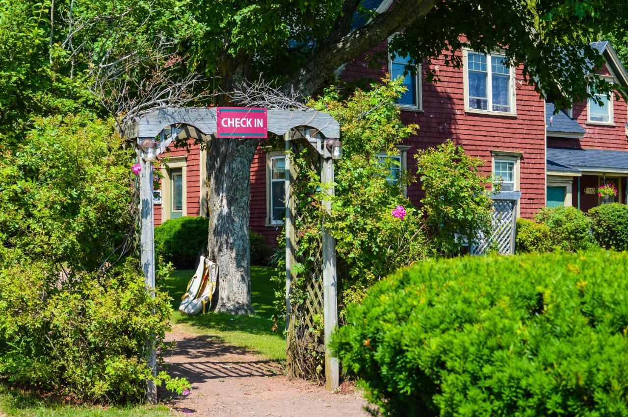 Bugaboo Cottages ซัมเมอร์ไซด์ ภายนอก รูปภาพ